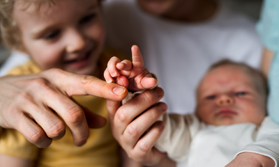 The Journey to Fatherhood: How to be a Great Dad from the very first day