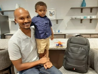 Preparing for Fatherhood: Get Ready for Parenthood with the Perfect Diaper Bag!
